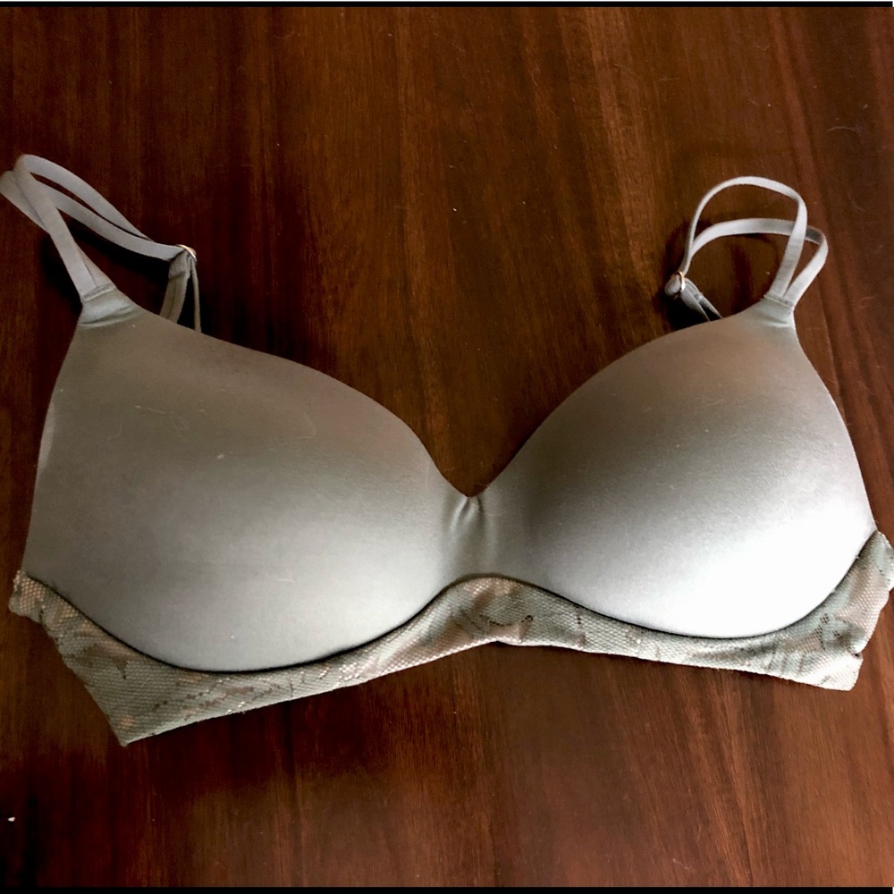 Aerie Real Sunnie Wireless Push Up Bra 32DD